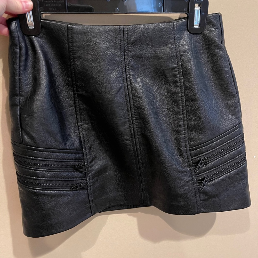 Faux leather mini skirt